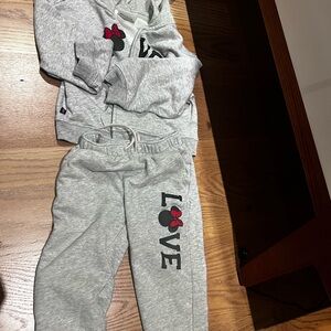 Kids Gray Love Print Sweatpants Set